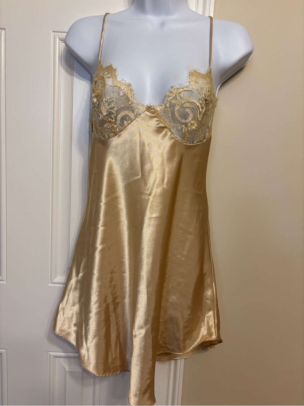 Shirley of Hollywood Nightie